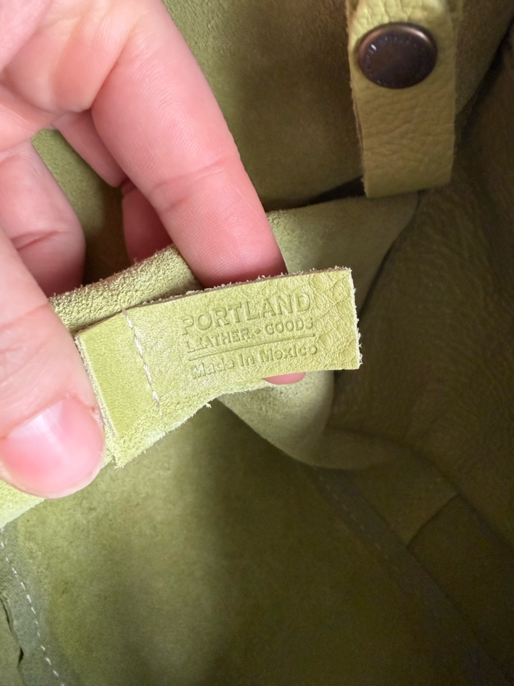 Portland Leather Goods Large Devan - Sugar Snap - Picture 6 of 7
